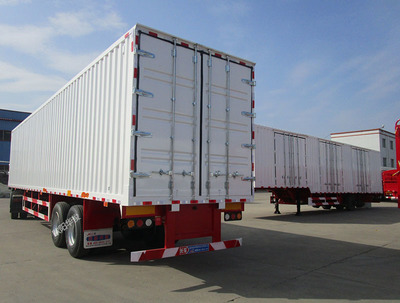 武漢13米與廣州12.5米廂式半掛車運輸行情及成本分析